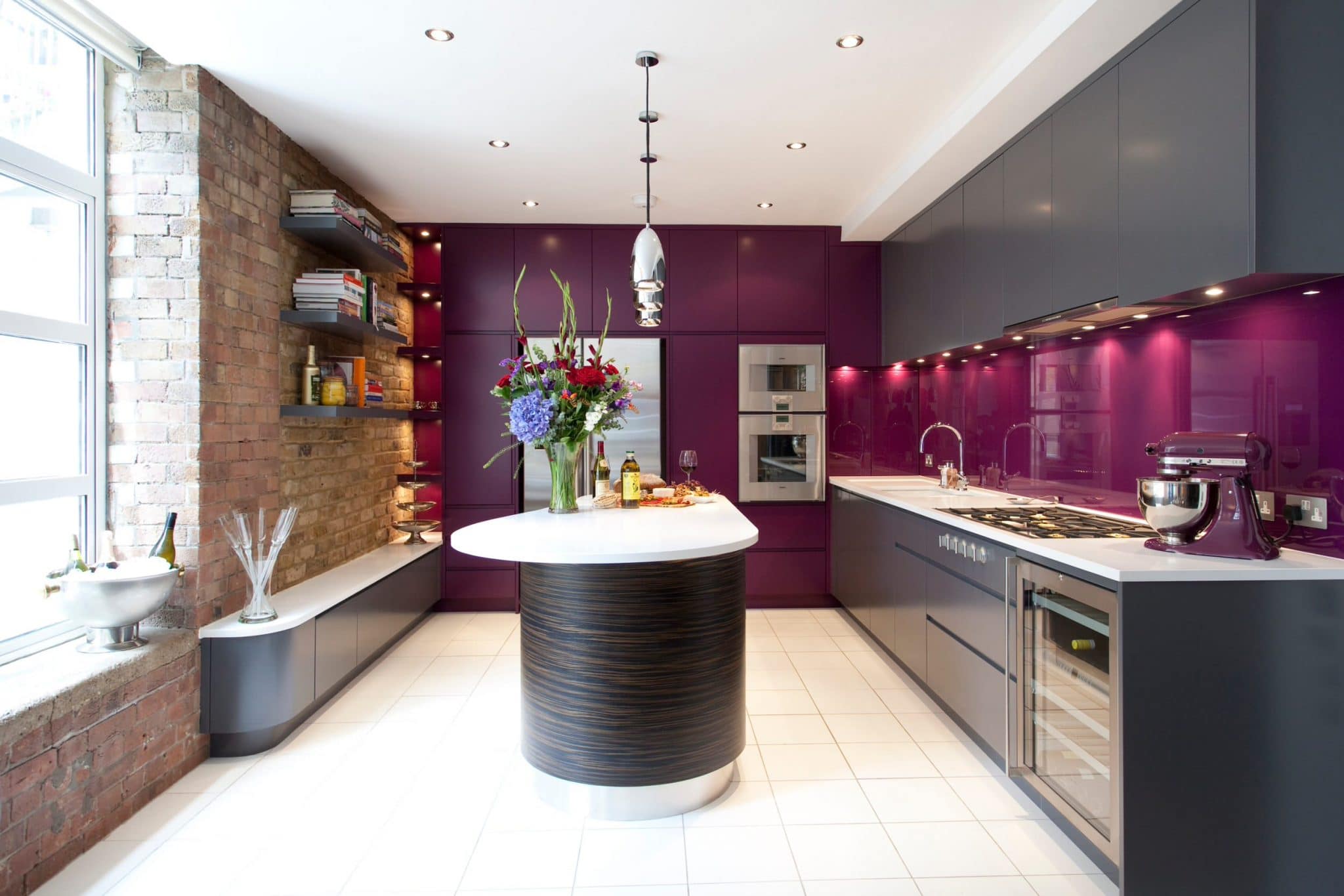 https://www.bestonlinecabinets.com/blog/wp-content/uploads/2017/10/purple-kitchen.jpg