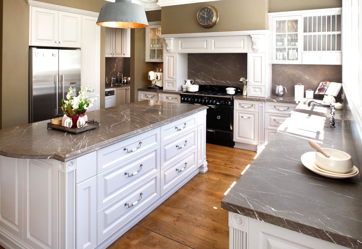 Kitchen Cabinets-drawer under stove  Traditional kitchen cabinets, Trendy  kitchen, Home kitchens